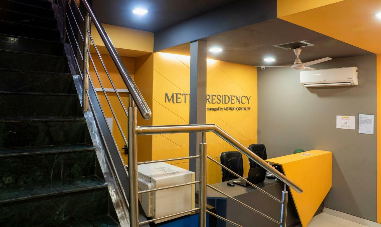 Hotel Oyo Flagship 13885 Metro Residency Bombaj Zewnętrze zdjęcie