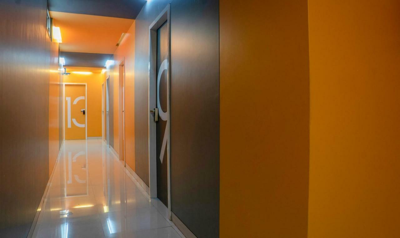 Hotel Oyo Flagship 13885 Metro Residency Bombaj Zewnętrze zdjęcie